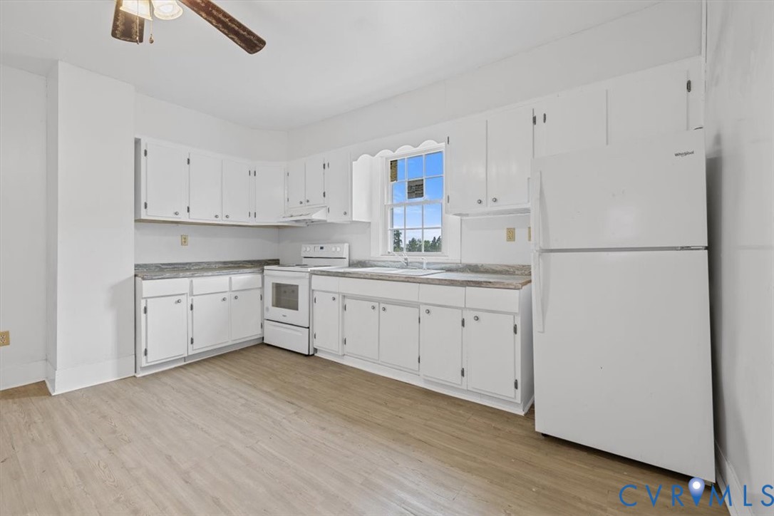 422 Cartersville Road Cumberland, VA 23040 - Photo 10 of 46