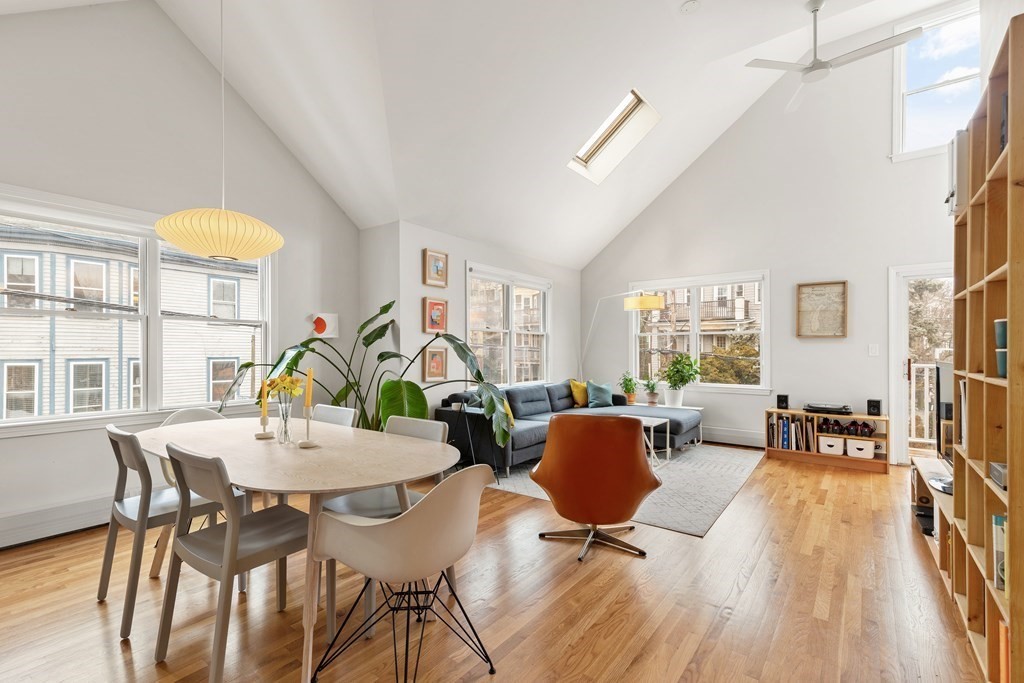 39 Boylston Street, Unit 2 Boston, MA 02130 - Photo 4 of 21