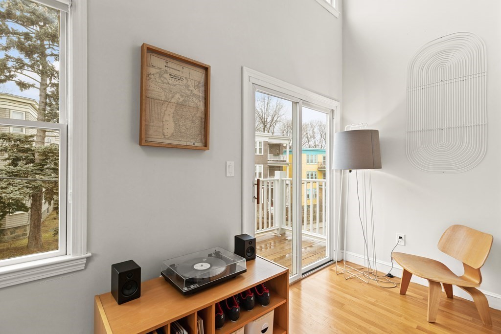 39 Boylston Street, Unit 2 Boston, MA 02130 - Photo 10 of 21