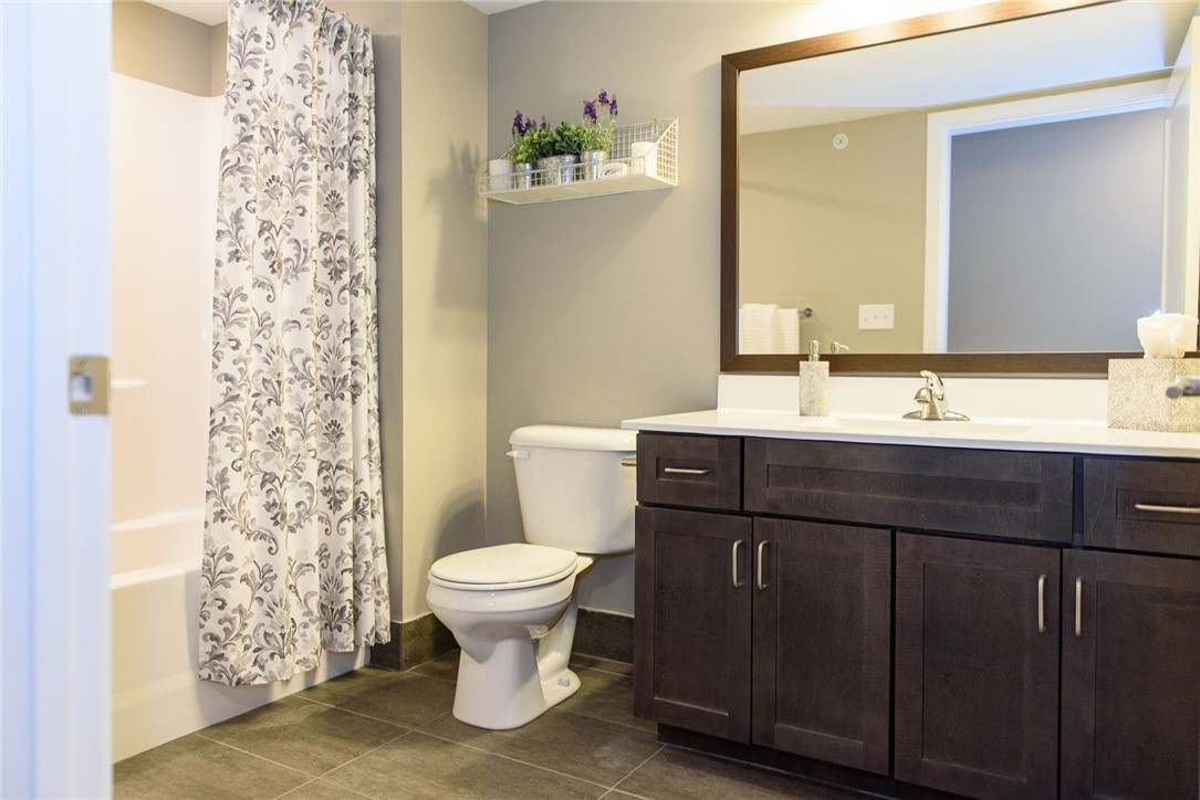1282 Lehigh Station Road, Unit 3102 Henrietta, NY 14467 - Photo 8 of 17 Typical bathroom with tub/shower combo