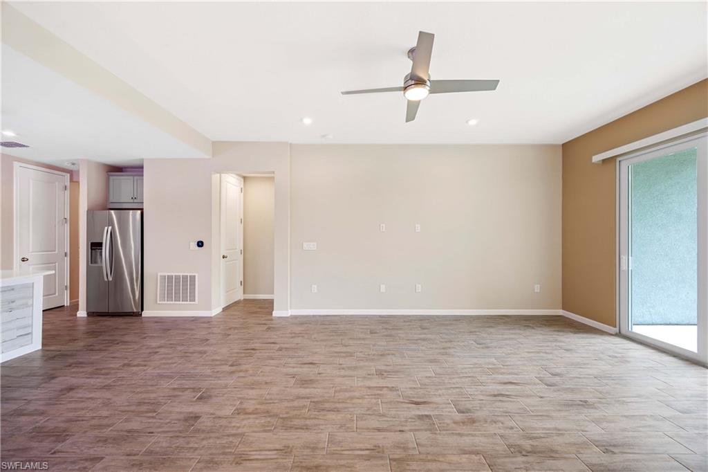 4607 Arboretum Circle, Unit 103 Naples, FL 34112 - Photo 8 of 35