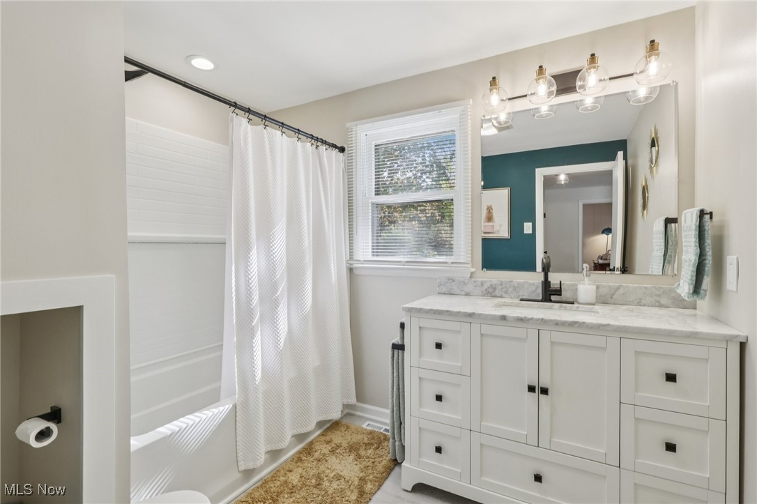 8375 Pettibone Road Chagrin Falls, OH 44023 - Photo 14 of 21 Gallery Image 14