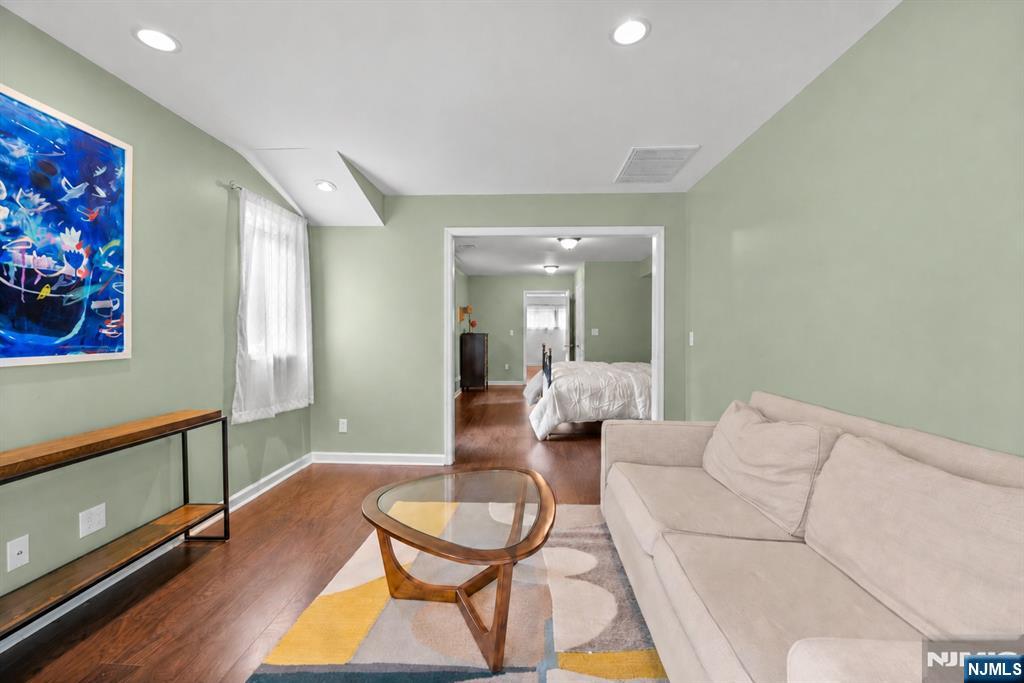 926 Norgate Drive Ridgewood, NJ 07450 - Photo 15 of 41 Gallery Image 15