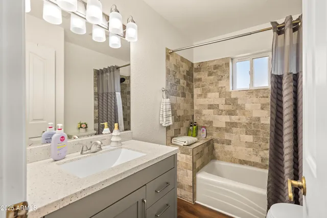 $465,000 | 2500 North Appaloosa Place, Huachuca City, AZ 85616