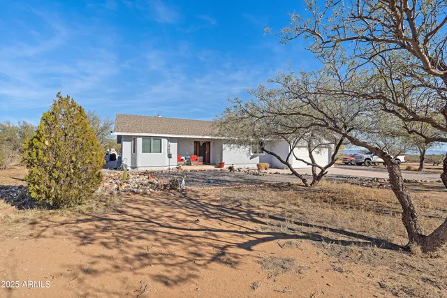 $465,000 | 2500 North Appaloosa Place, Huachuca City, AZ 85616