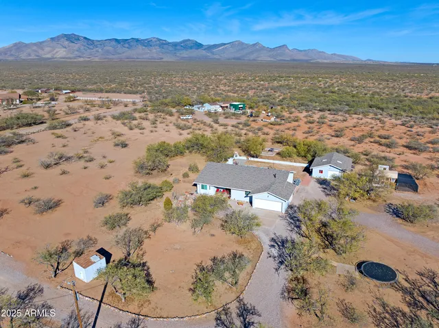 $465,000 | 2500 North Appaloosa Place, Huachuca City, AZ 85616