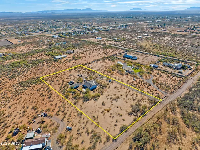 $465,000 | 2500 North Appaloosa Place, Huachuca City, AZ 85616