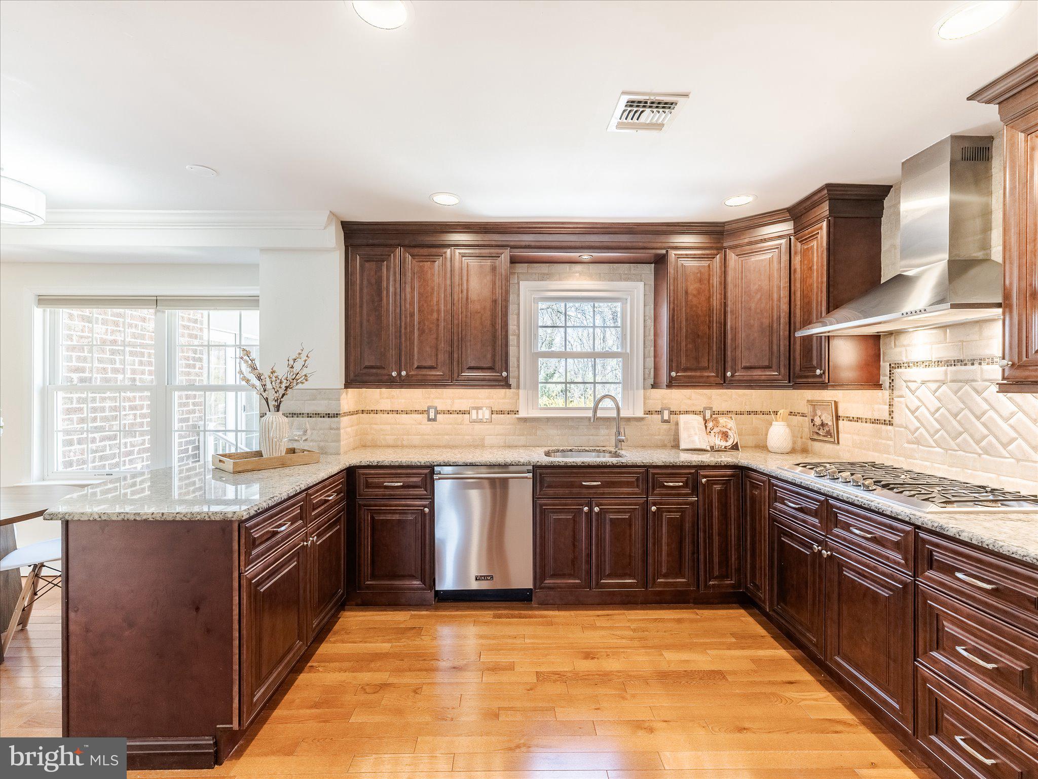 419 Vernon Road Jenkintown, PA 19046 - Photo 12 of 53 Gourmet kitchen