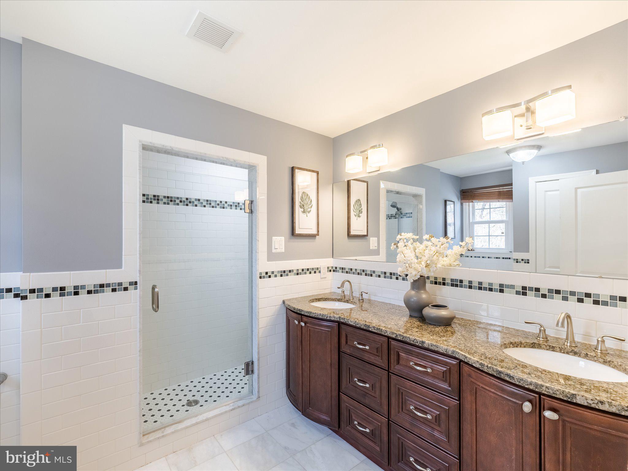 419 Vernon Road Jenkintown, PA 19046 - Photo 31 of 53 Main Bedroom Bath
