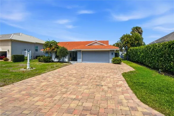 $6,500 | 455 Bayside Avenue, Naples, FL 34108