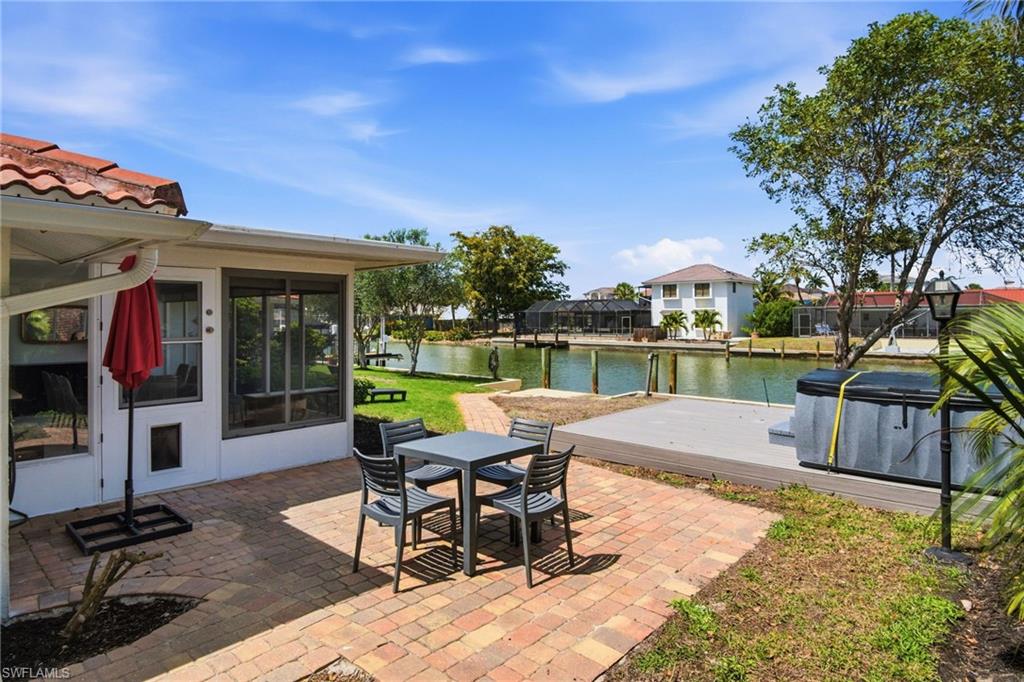 455 Bayside Avenue Naples, FL 34108 - Photo 15 of 23
