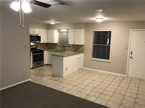 $1,395 | 1810 Berkeley Avenue, Unit B, Austin, TX 78745