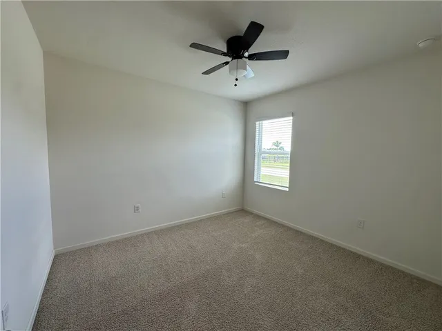 $2,200 | 2725 Granville Manor Southwest, Vero Beach, FL 32968