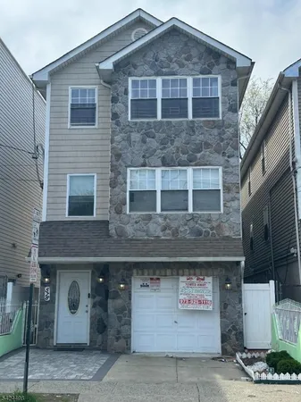 $2,800 | 578 East 23rd Street, Unit 1, Paterson, NJ 07514