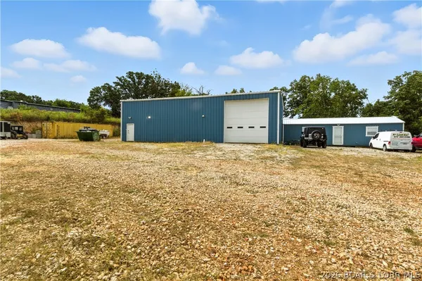 $549,900 | 149 A Midway Road, Eldon, MO 65026