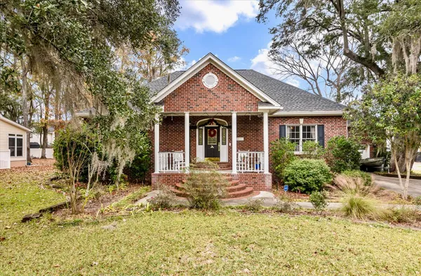 $455,000 | 1407 Dennis Boulevard, Moncks Corner, SC 29461