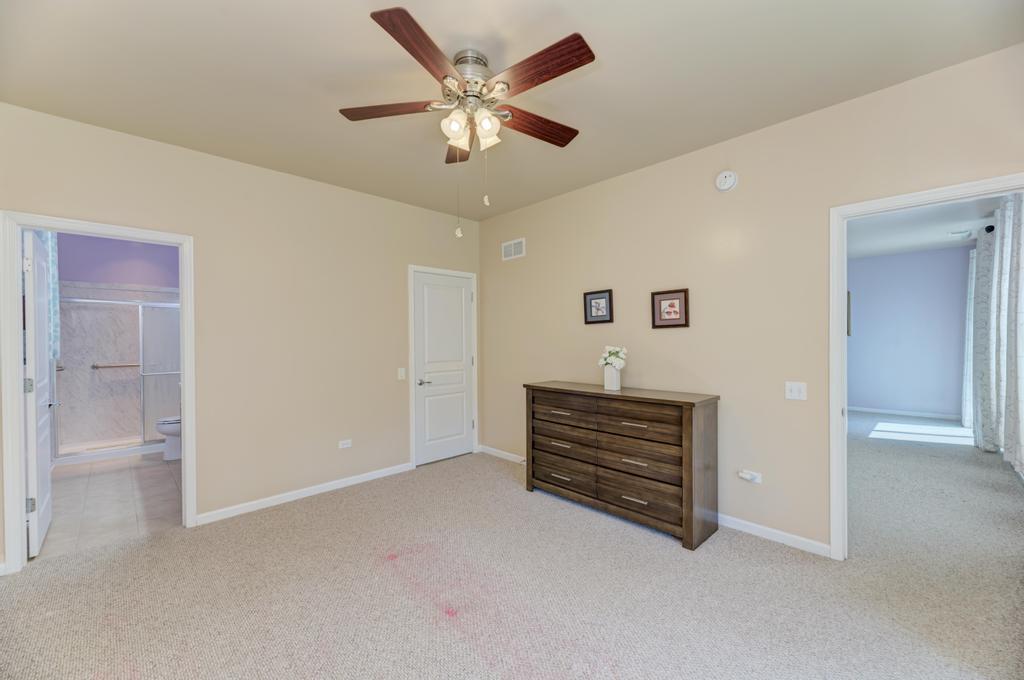 2886 Edgewater Drive Elgin, IL 60124 - Photo 19 of 31