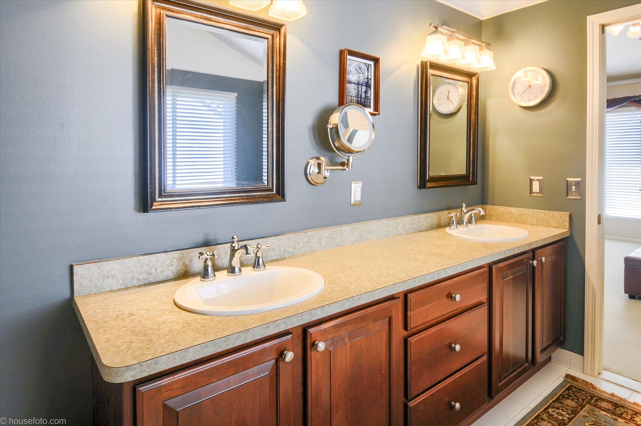 1395 Welland Drive Rochester, MI 48306 - Photo 56 of 93 50171667-6f069a14-8587-4515-a0ce-3c3d48a60321.JPG