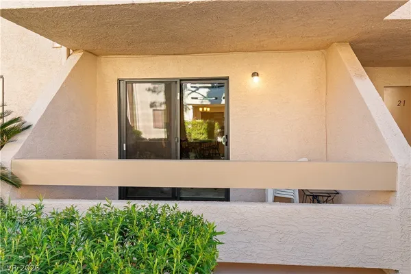 $128,000 | 3730 Desert Marina Drive, Unit 17, Laughlin, NV 89029