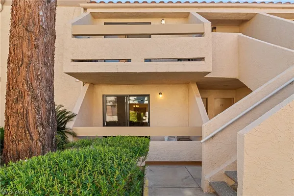 $128,000 | 3730 Desert Marina Drive, Unit 17, Laughlin, NV 89029
