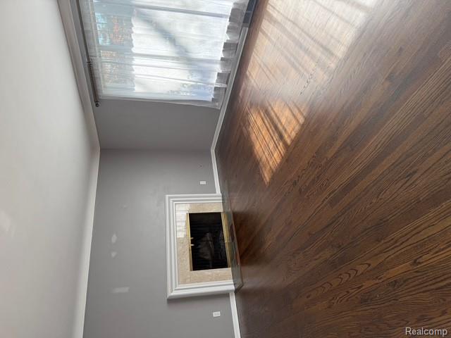 836 Harcourt Road Grosse Pointe Park, MI 48230 - Photo 4 of 20