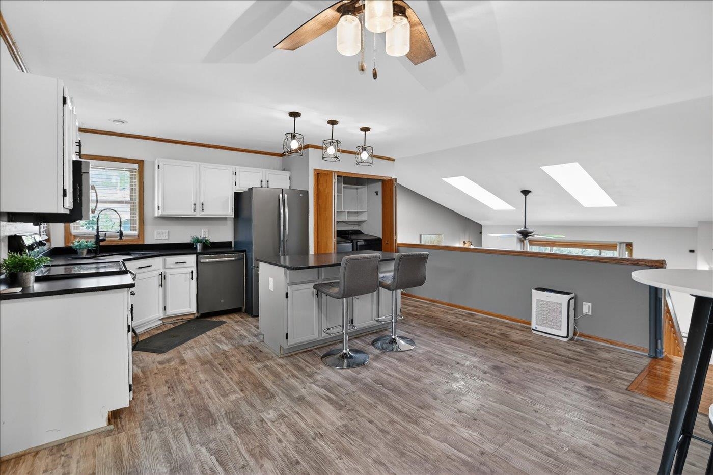 117 Knutson Drive Madison, WI 53704 - Photo 15 of 59