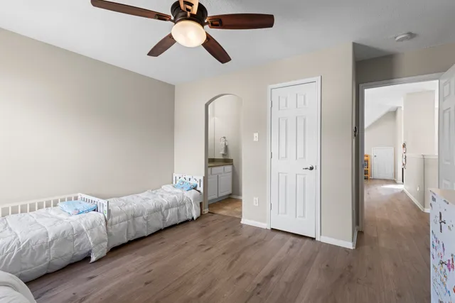 $3,100 | 63 West Lasting Spring Circle, The Woodlands, TX 77389