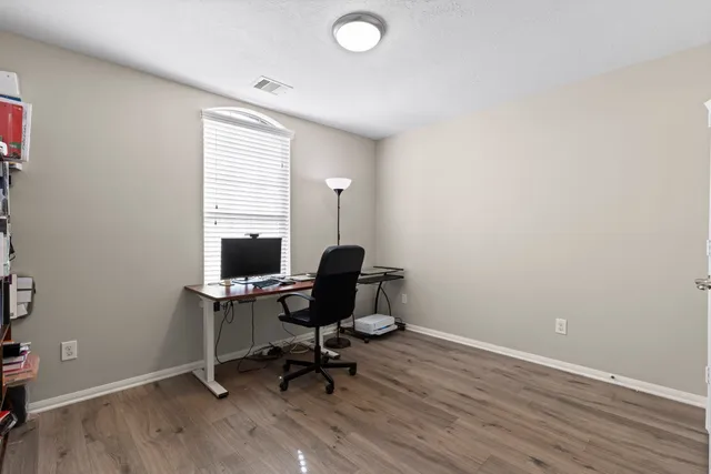 $3,100 | 63 West Lasting Spring Circle, The Woodlands, TX 77389