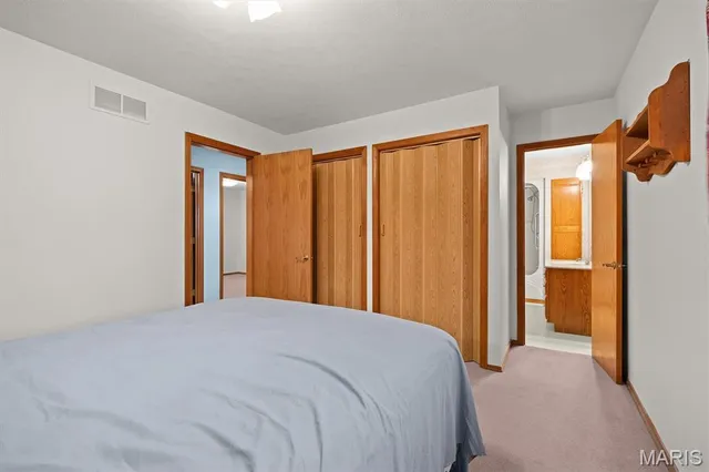 $360,000 | 11938 Davis Road, Alhambra, IL 62001