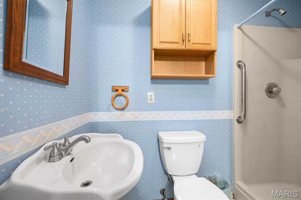 11938 Davis Road Alhambra, IL 62001 - Photo 21 of 46