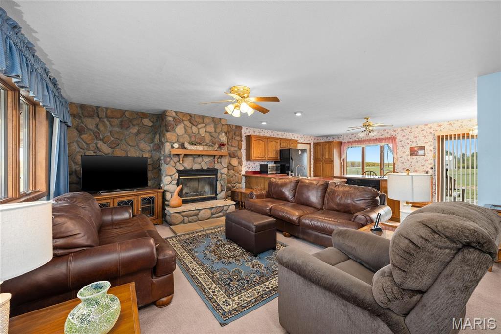 11938 Davis Road Alhambra, IL 62001 - Photo 3 of 46