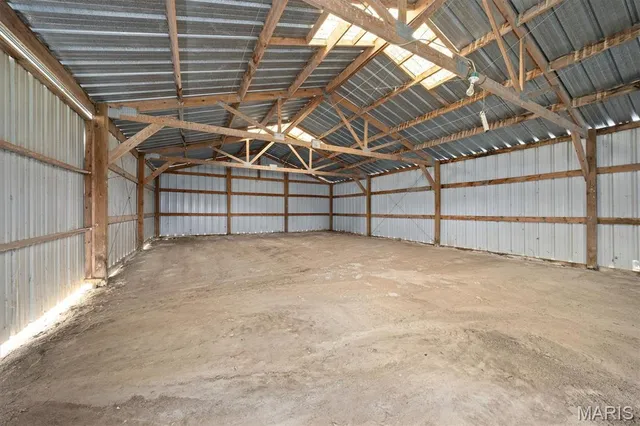 $360,000 | 11938 Davis Road, Alhambra, IL 62001