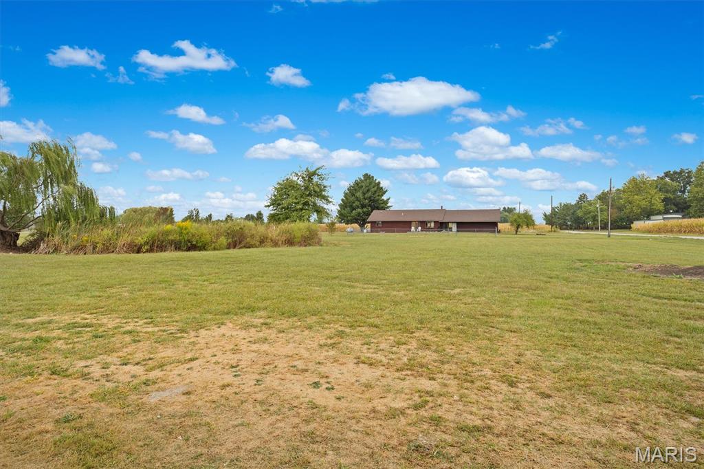 11938 Davis Road Alhambra, IL 62001 - Photo 35 of 46