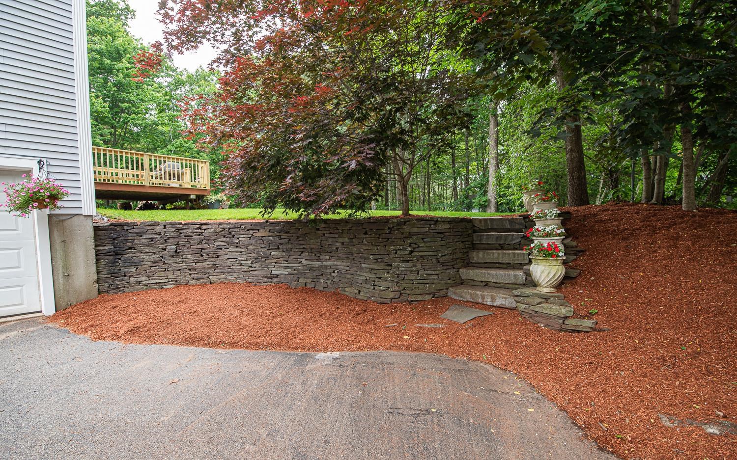 10 Hancock Road Windham, NH 03087 - Photo 5 of 40