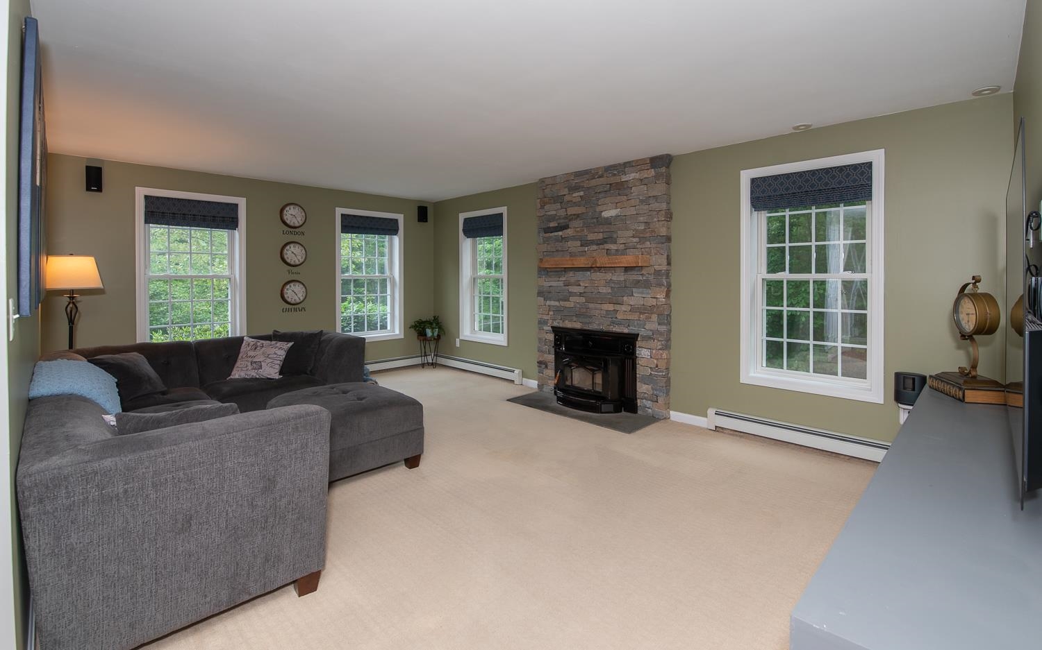 10 Hancock Road Windham, NH 03087 - Photo 6 of 40