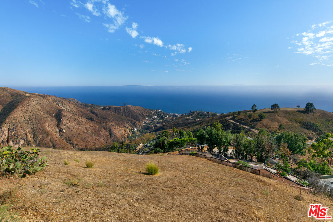 21800 Azurelee Drive Malibu, CA 90265 - Photo 17 of 21 a view of a sky