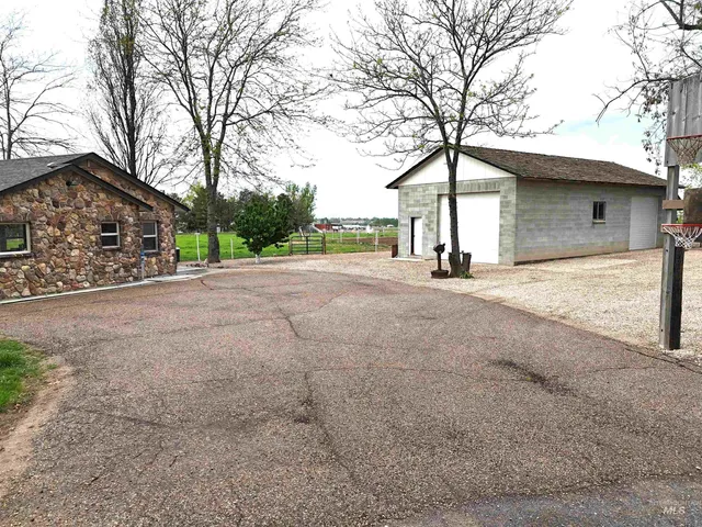$1,575,000 | 6712 Stage Coach Road, Nampa, ID 83686