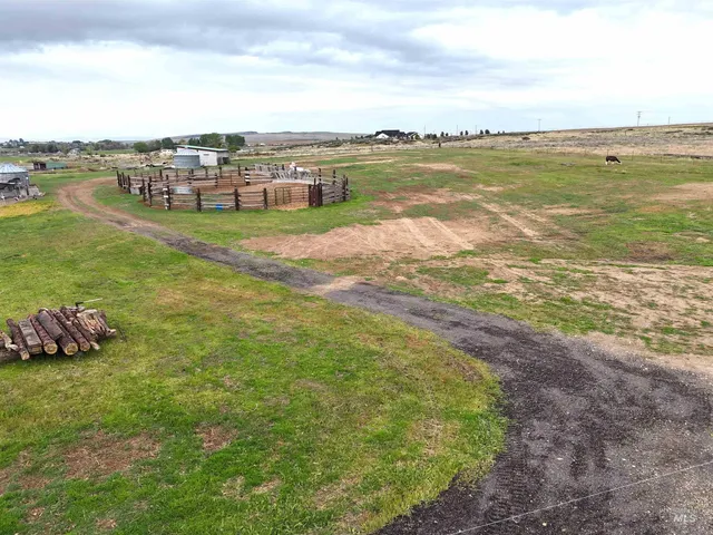 $1,575,000 | 6712 Stage Coach Road, Nampa, ID 83686