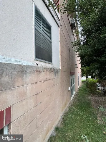 a view of a bird bath