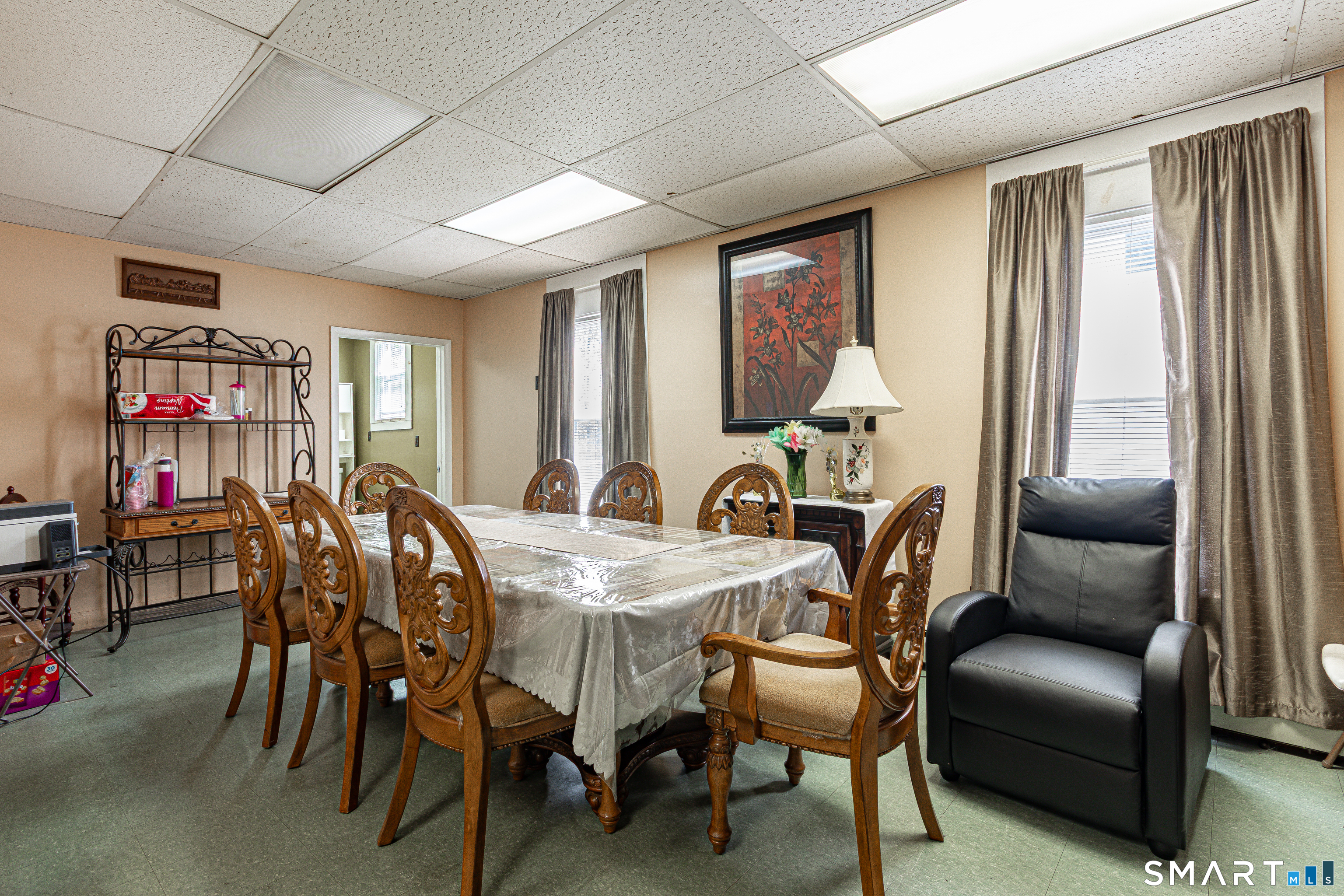 34 Queen Street Meriden, CT 06451 - Photo 8 of 30 Main floor dining