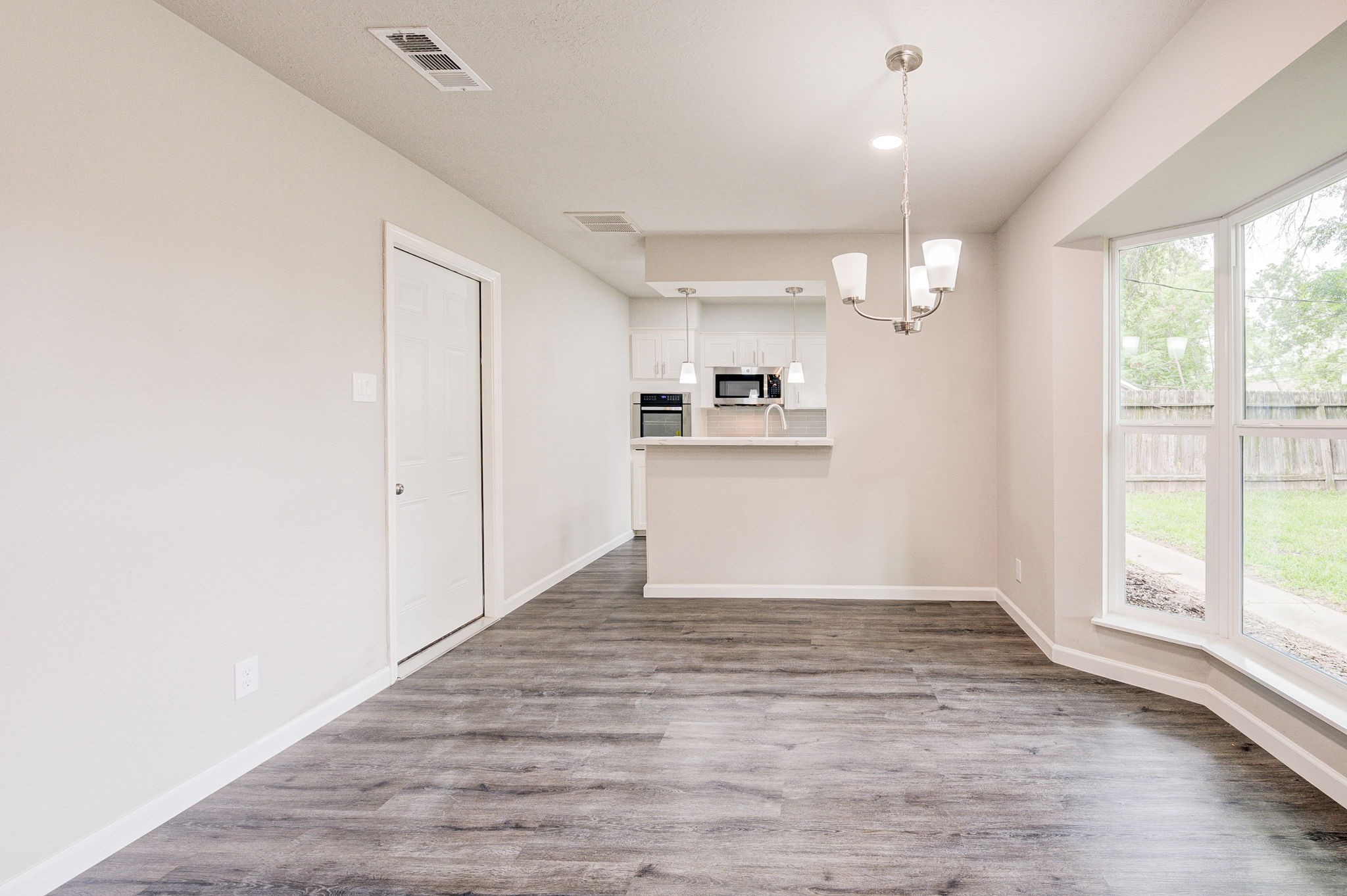 9617 Caffrey Street Houston, TX 77075 - Photo 10 of 31