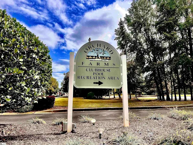 $1,950 | 110 Shelby Court, Simpsonville, SC 29681