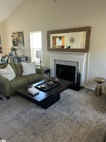 $1,950 | 110 Shelby Court, Simpsonville, SC 29681