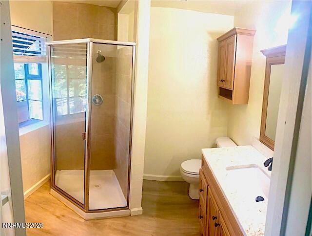 754 Boulder Court, Unit 2 Stateline, NV 89449 - Photo 8 of 14 754 Boulder 2 Mast Bath