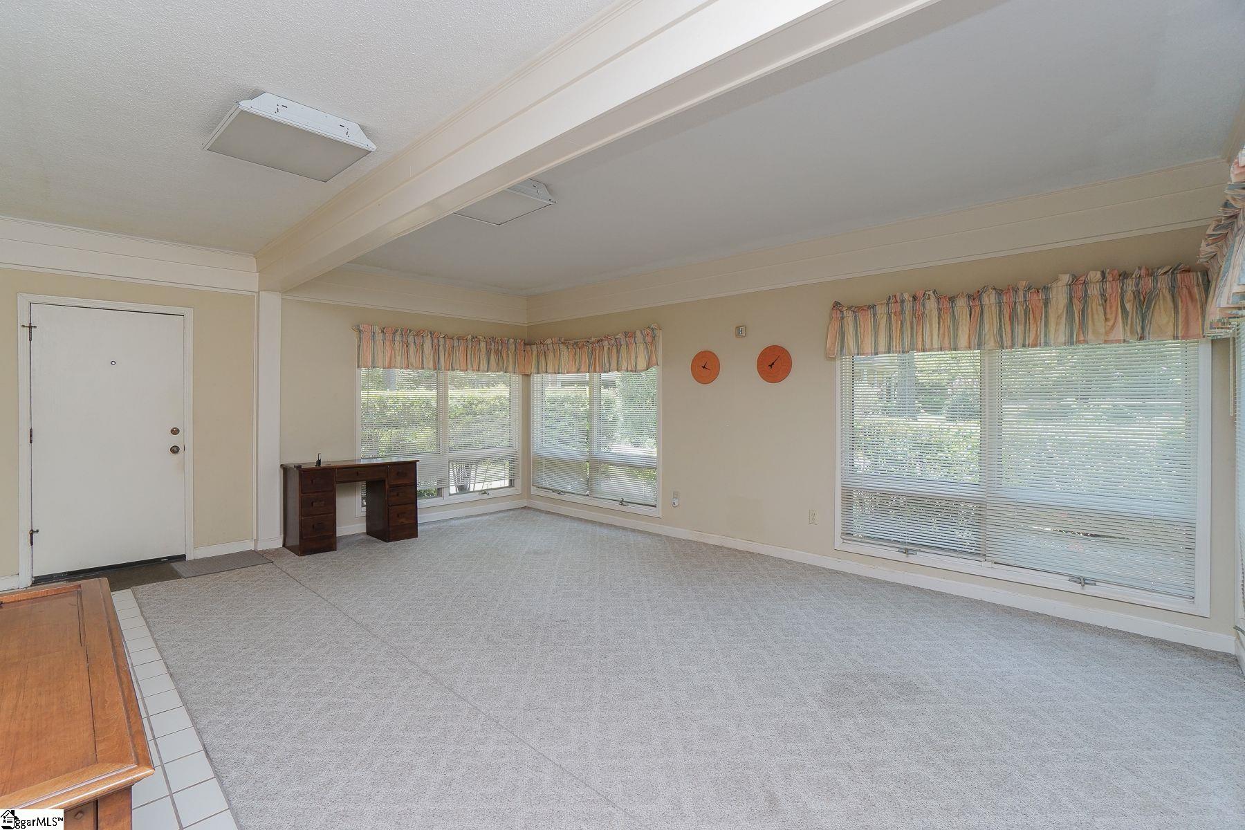 208 Sweetbriar Road Greenville, SC 29615 - Photo 3 of 23 Gallery Image 3