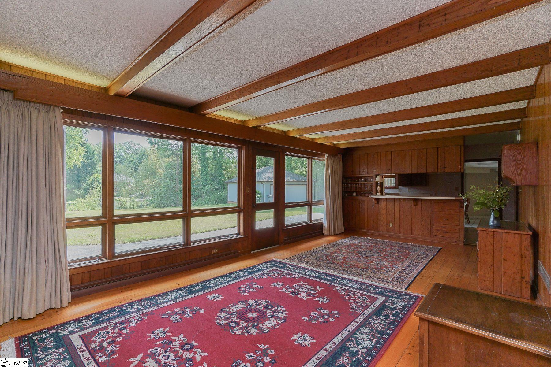 208 Sweetbriar Road Greenville, SC 29615 - Photo 10 of 23 Gallery Image 10