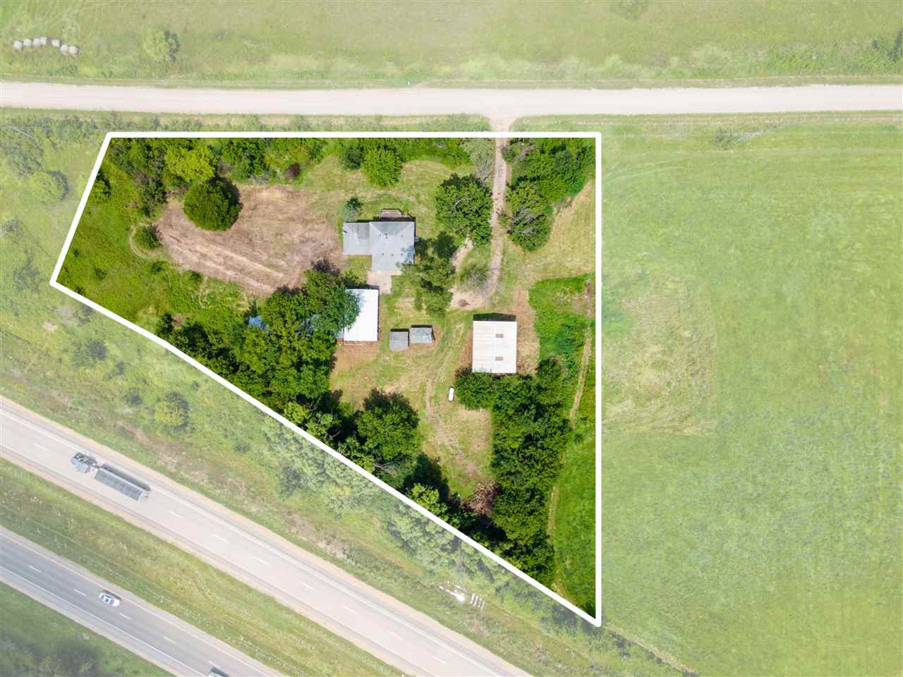 1454 Maxson Road Cedar Rapids, IA 52403 - Photo 3 of 41 Gallery Image 3