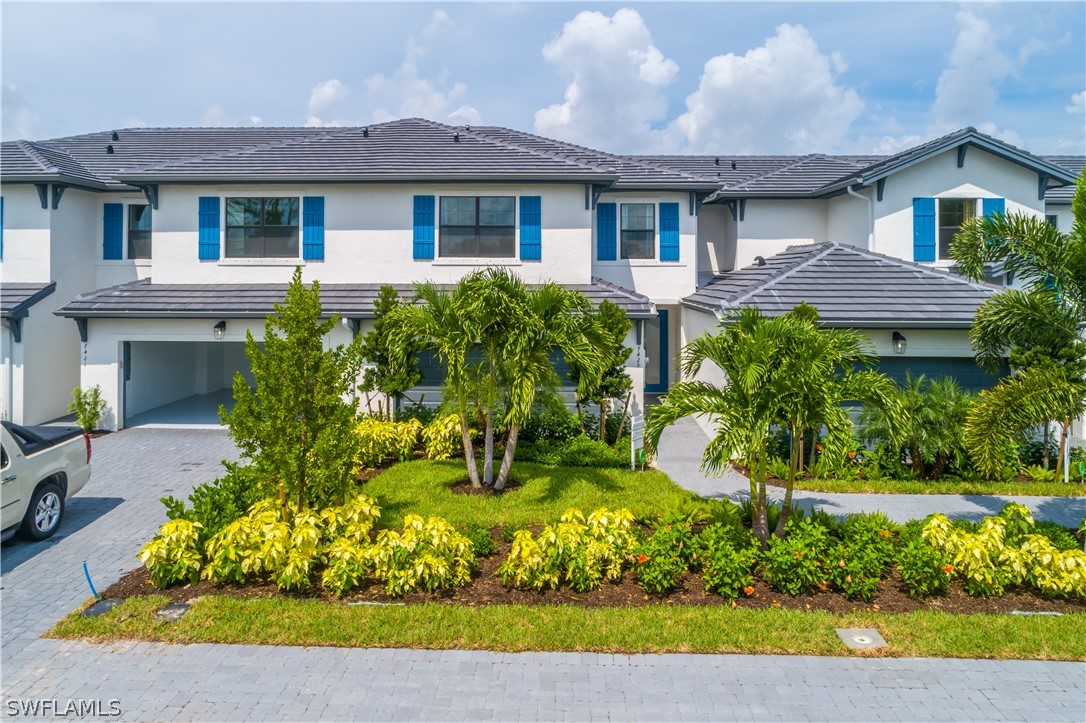 7417 Rockefeller Drive, Unit 190 Naples, FL 34119 - Photo 3 of 35 Gallery Image 3