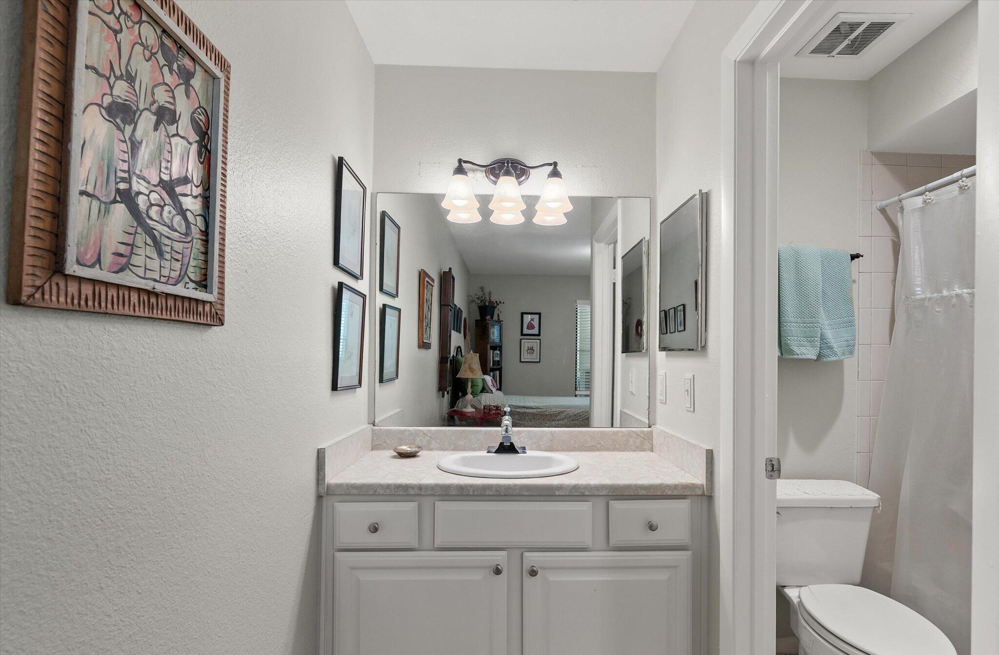 1481 Center Street, Unit 1008 Mount Pleasant, SC 29464 - Photo 23 of 37 24-Ensuite Bath