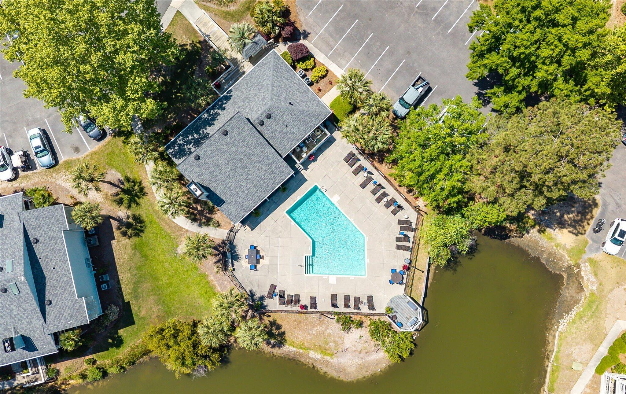 1481 Center Street, Unit 1008 Mount Pleasant, SC 29464 - Photo 27 of 37 28-Sun bathing time!